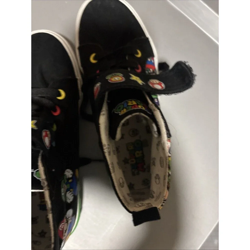 Nintendo Super Mario Bros Mario Luigi High Top Sneakers Kids Size 3. Ground Up
